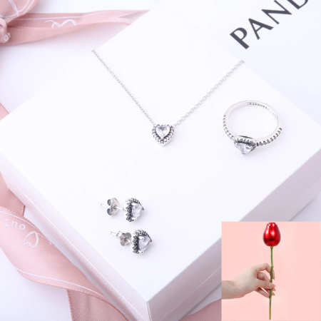 طقم باندورا لون فضي + تغليف الوردة الحمرا